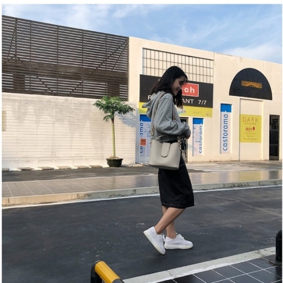 NEW 2pc/set Leather Shoulder Crossbody Wrist Purse - Picture 5 of 7